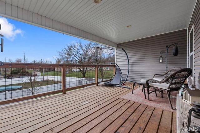 910 Blackberry Lane, Perryville, MO 63775