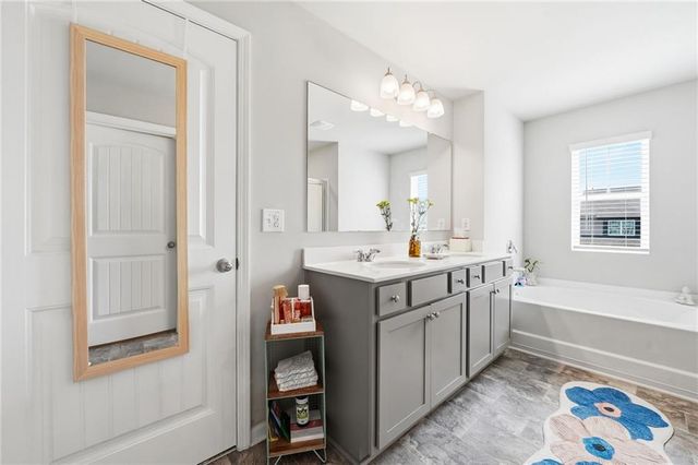 84 Chasewood Lane, Dallas, GA 30132