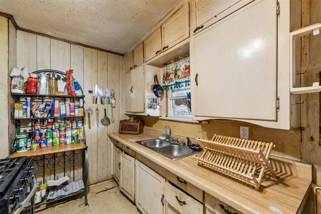 1710 SW 14th Street, Oklahoma City, OK 73108