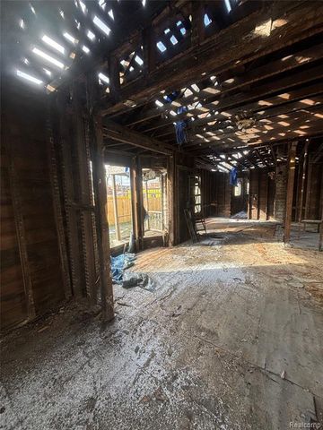 7395 Melrose Street, Detroit, MI 48211