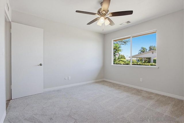 A Fairway Park A, Escondido, CA 92026