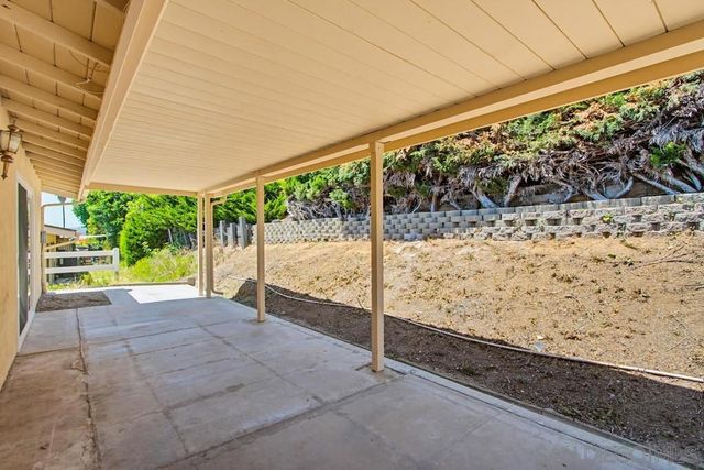 A Fairway Park A, Escondido, CA 92026