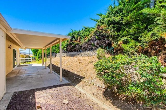 A Fairway Park A, Escondido, CA 92026