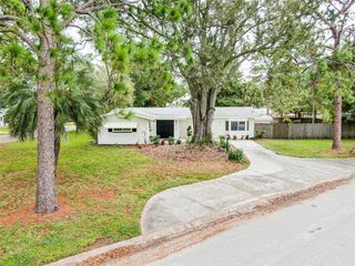 5625 ATLANTIC AVENUE N, St Petersburg, FL 33703