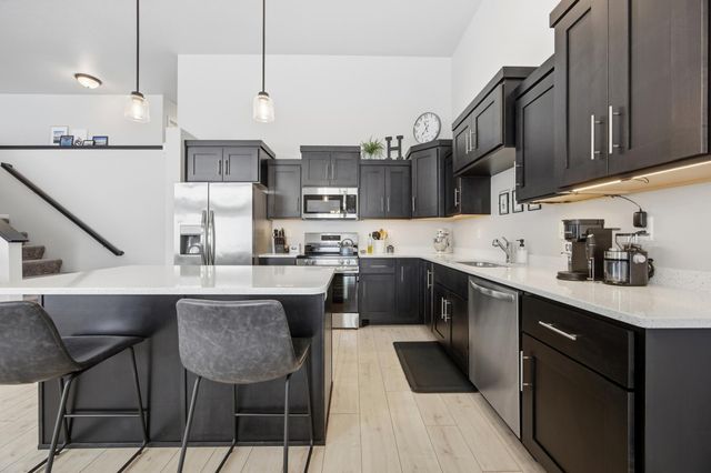 1495 69th Avenue S, Fargo, ND 58104