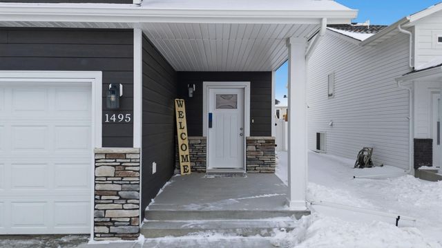 1495 69th Avenue S, Fargo, ND 58104