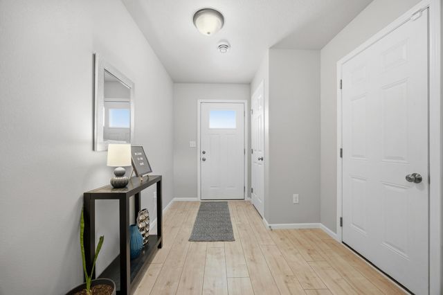 1495 69th Avenue S, Fargo, ND 58104