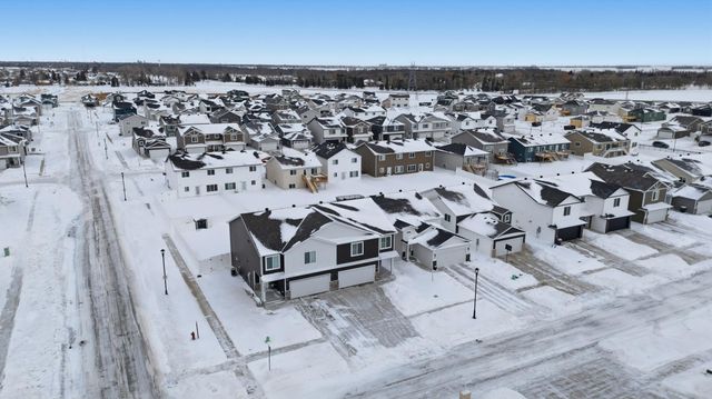 1495 69th Avenue S, Fargo, ND 58104