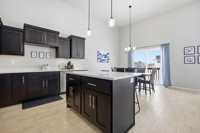 1495 69th Avenue S, Fargo, ND 58104