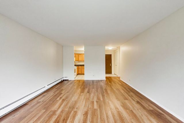 400 Bayside Drive 5, Palatine, IL 60074