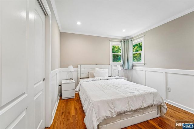 252 Canterbury Place, Ridgewood, NJ 07450