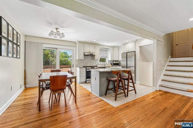 252 Canterbury Place, Ridgewood, NJ 07450