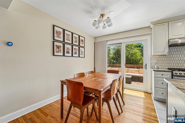 252 Canterbury Place, Ridgewood, NJ 07450