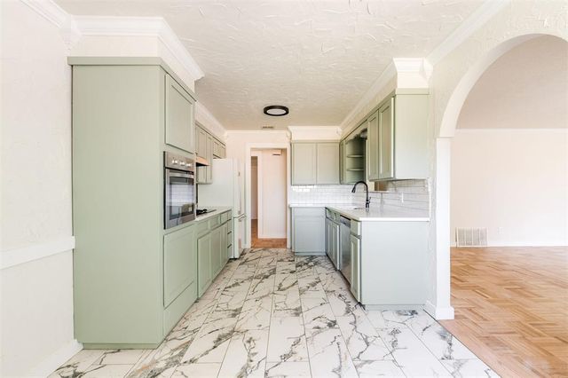 2813 Kent Drive, Oklahoma City, OK 73120
