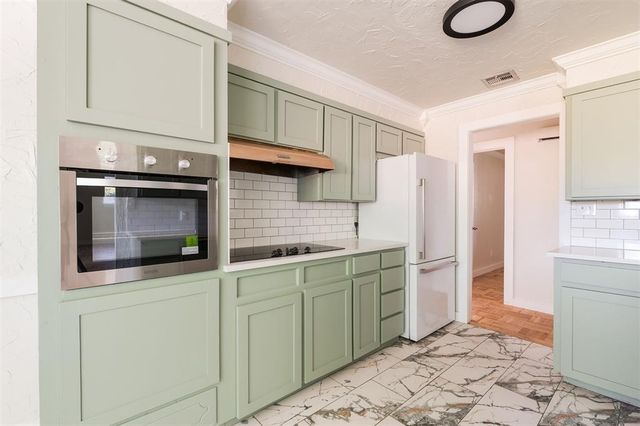 2813 Kent Drive, Oklahoma City, OK 73120