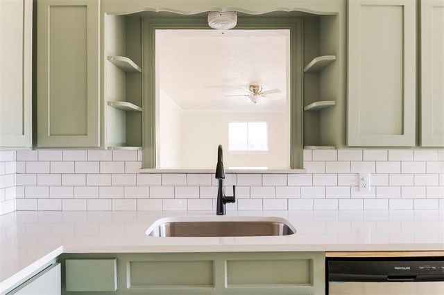 2813 Kent Drive, Oklahoma City, OK 73120