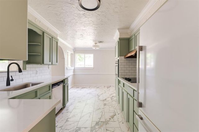 2813 Kent Drive, Oklahoma City, OK 73120