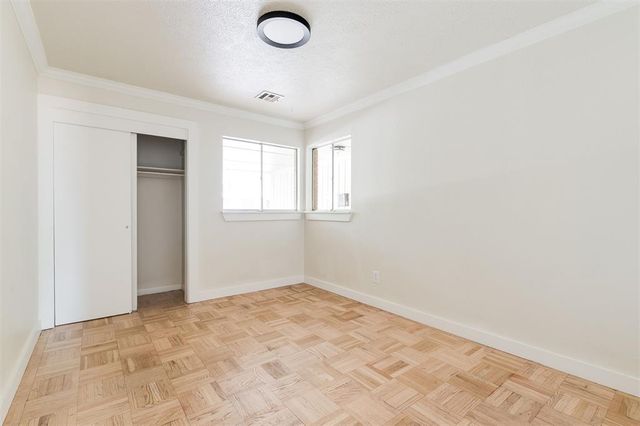 2813 Kent Drive, Oklahoma City, OK 73120