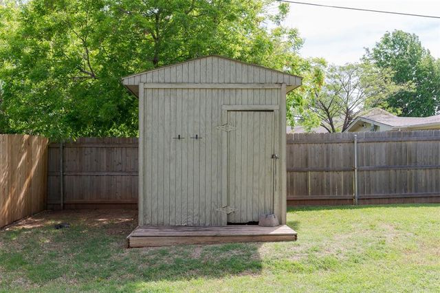 2813 Kent Drive, Oklahoma City, OK 73120