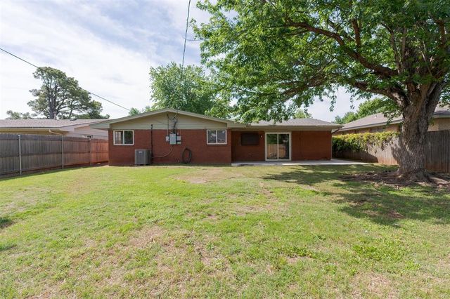 2813 Kent Drive, Oklahoma City, OK 73120