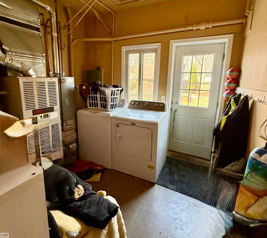 27685 Riviera Street, Harrison Twp, MI 48045
