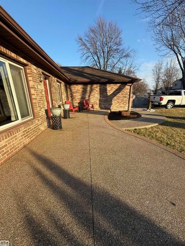 27685 Riviera Street, Harrison Twp, MI 48045