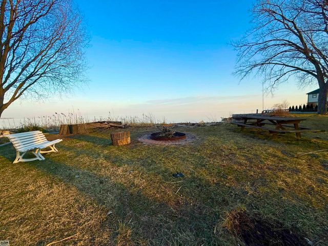 27685 Riviera Street, Harrison Twp, MI 48045
