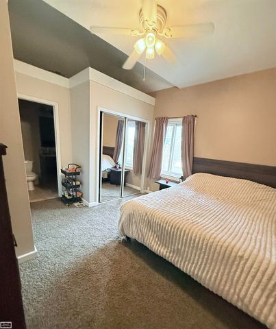 27685 Riviera Street, Harrison Twp, MI 48045