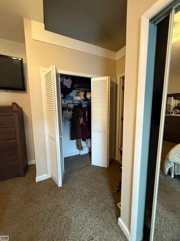 27685 Riviera Street, Harrison Twp, MI 48045