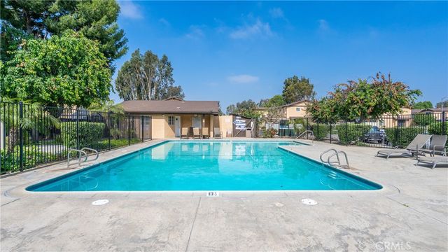 12302 Runnymede Street 4, North Hollywood, CA 91605