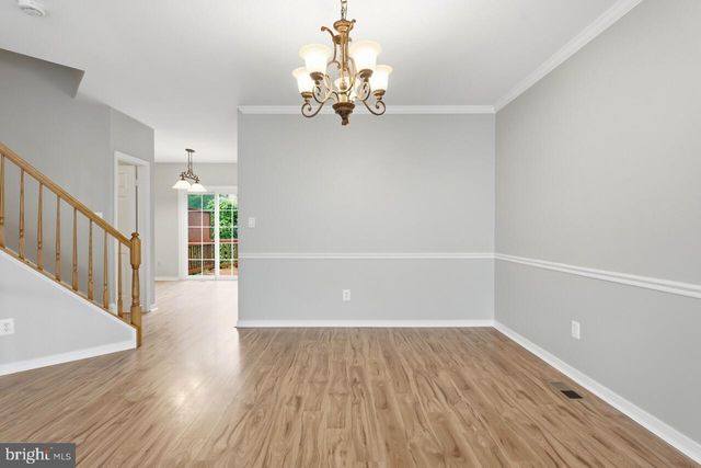 7035 KINGS MANOR DR, Alexandria, VA 22315