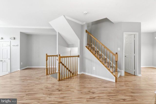7035 KINGS MANOR DR, Alexandria, VA 22315