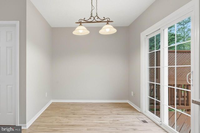 7035 KINGS MANOR DR, Alexandria, VA 22315