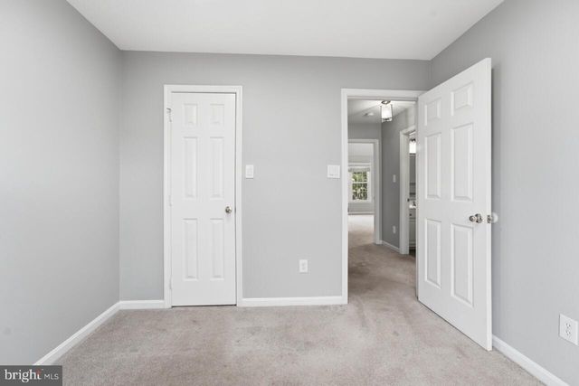 7035 KINGS MANOR DR, Alexandria, VA 22315