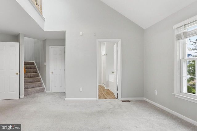 7035 KINGS MANOR DR, Alexandria, VA 22315