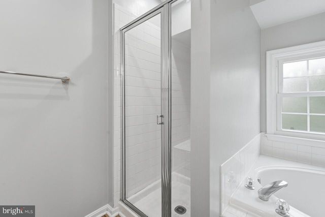 7035 KINGS MANOR DR, Alexandria, VA 22315
