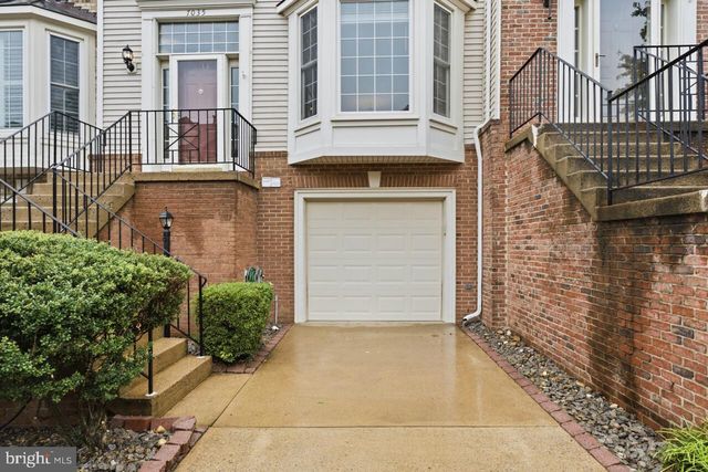 7035 KINGS MANOR DR, Alexandria, VA 22315