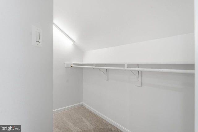 7035 KINGS MANOR DR, Alexandria, VA 22315