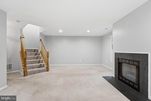 7035 KINGS MANOR DR, Alexandria, VA 22315