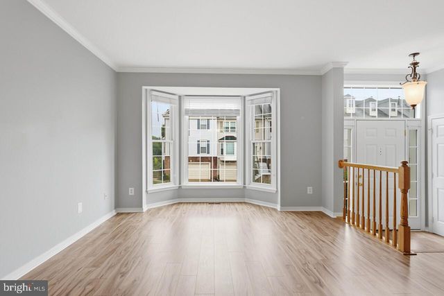 7035 KINGS MANOR DR, Alexandria, VA 22315