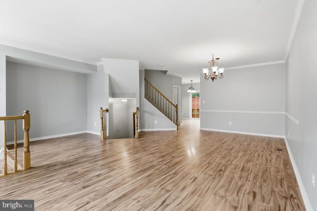 7035 KINGS MANOR DR, Alexandria, VA 22315