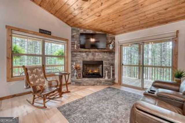 124 Lakeside Estates Drive, Hayesville, NC 28904
