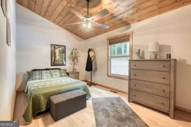 124 Lakeside Estates Drive, Hayesville, NC 28904