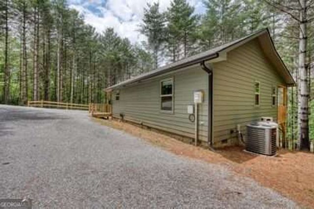 124 Lakeside Estates Drive, Hayesville, NC 28904