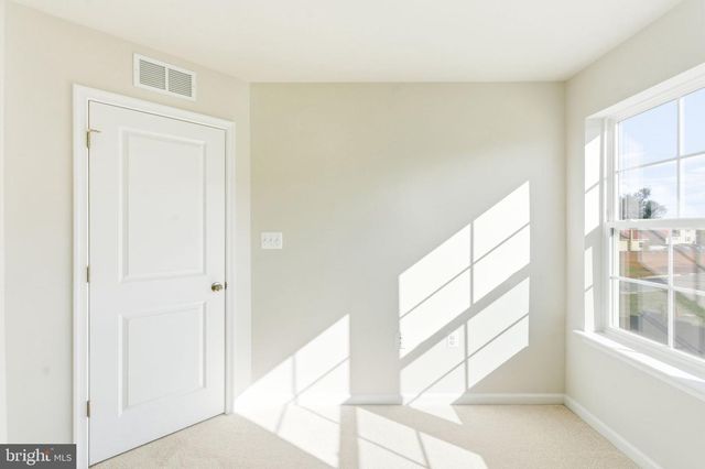 210 MONTEITH DR, Winchester, VA 22601