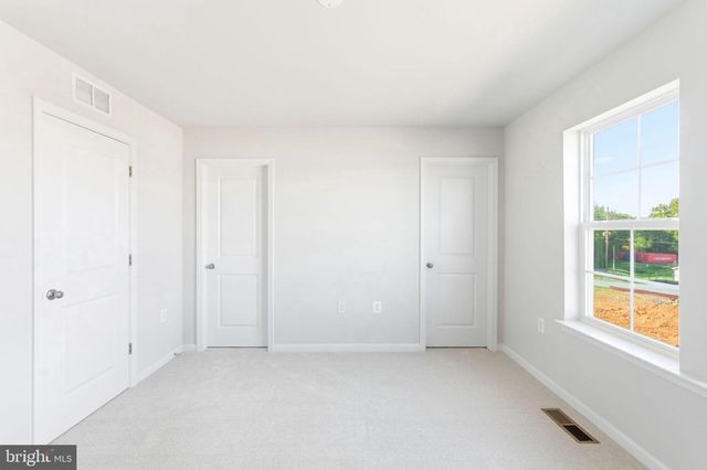 210 MONTEITH DR, Winchester, VA 22601