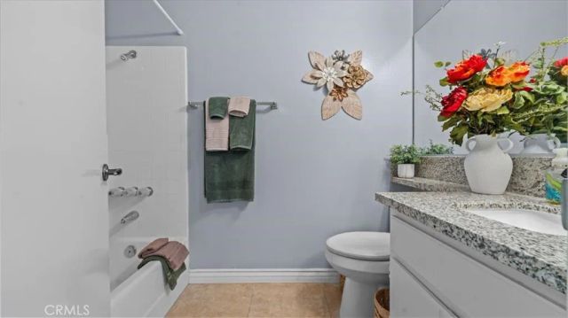 944 Hogan, Banning, CA 92220