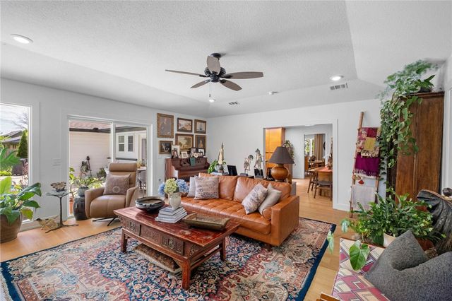 404 NW H Street, Bentonville, AR 72712