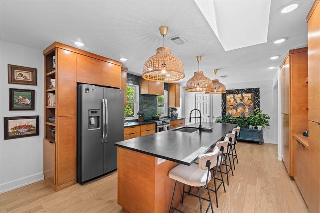 404 NW H Street, Bentonville, AR 72712