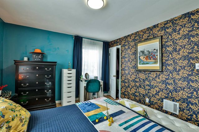 9384 Lark Court, Blue Ash, OH 45242